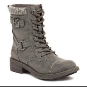 Stylish Gray Combat Boots for Women